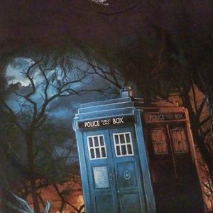 Doctor Who Tardis Tee 3 FOR $15